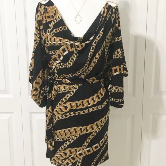 miroa Dresses & Skirts - 🛍Miroa Black Cold Shoulder Dress Medium